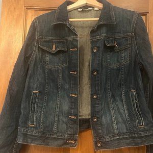 LL Bean jean jacket Women's Med Petite